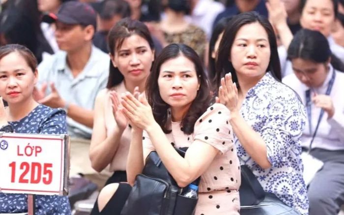 Ban đại diện cha mẹ học sinh không được đặt ra khoản đóng góp bắt buộc