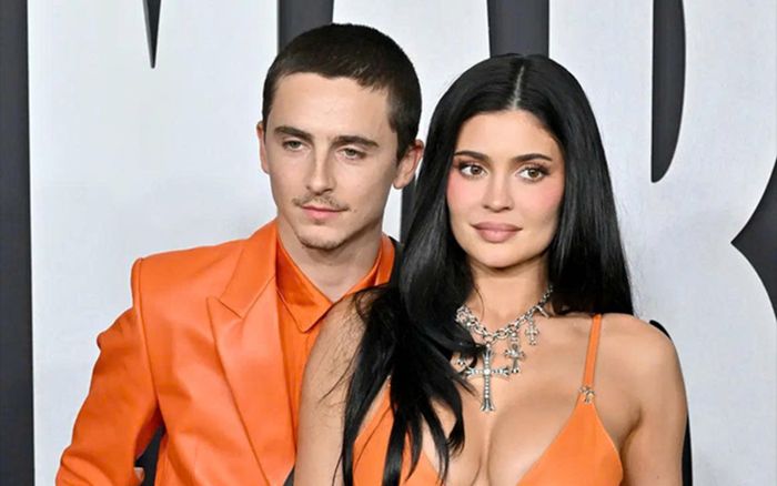 Timothée Chalamet bị Kylie Jenner gây áp lực chuyện kết hôn, nguyên nhân liên quan đến Kendall Jenner?