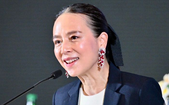 HLV Park Hang Seo gây ấn tượng khi được Madam Pang công bố cho tham vọng World Cup