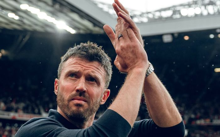 Michael Carrick tuyên bố yêu Man United, phủ nhận chia tay