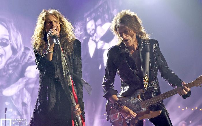 Johnny Depp tái xuất sân khấu
