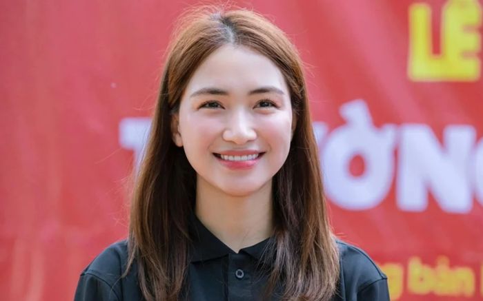 Hòa Minzy viết tâm tư bày tỏ với người đặc biệt: 'Em vẫn còn rất rung động'