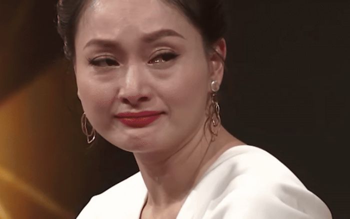 Lan Phương bị 'xén tóc'