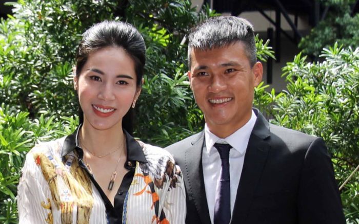 Tiếc cho sự dang dở của Thủy Tiên và Công Vinh sau 10 năm