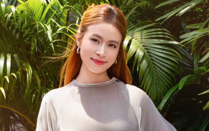Hoàng Thùy Linh báo có tin vui sau thời gian 'thai nghén'