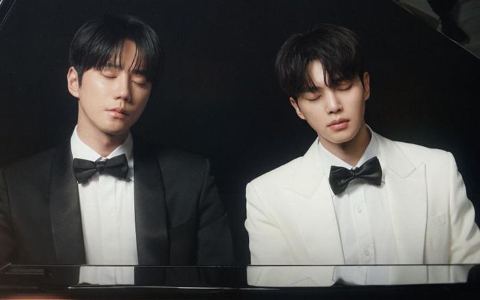 Four Hands, Two Sonatas kết thúc với mức rating cao nhất