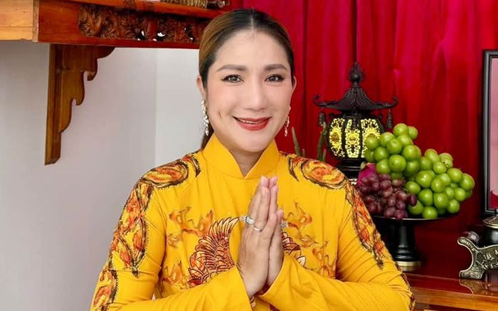 Nghệ sĩ Cát Tường chính thức báo tin vui ở tuổi U50