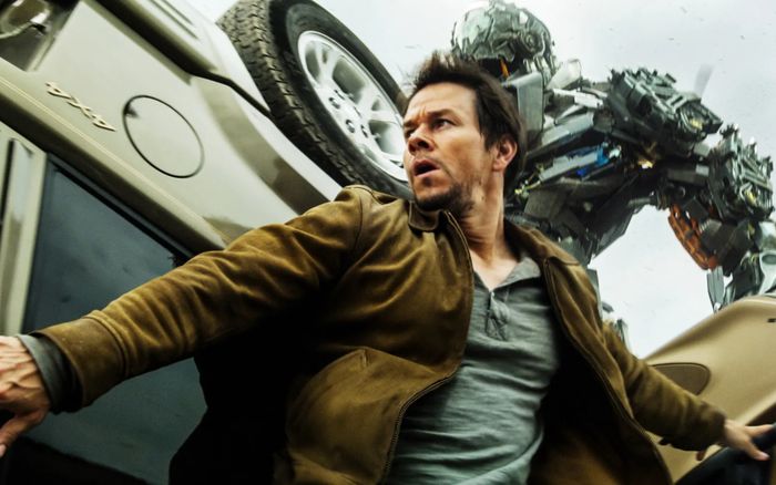Steven Spielberg trở lại với Transformers 8