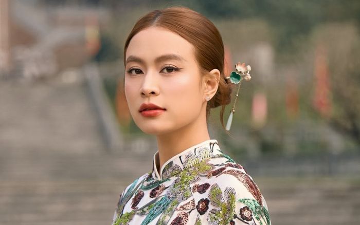 Quyết định can đảm của Hoàng Thùy Linh sau hơn chục năm