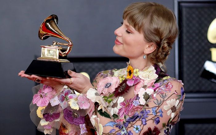 Taylor Swift gây tranh cãi với lựa chọn đề cử tại GRAMMY 2027