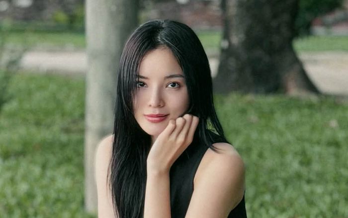 Hoa hậu Kỳ Duyên khoe dáng không chút mỡ thừa