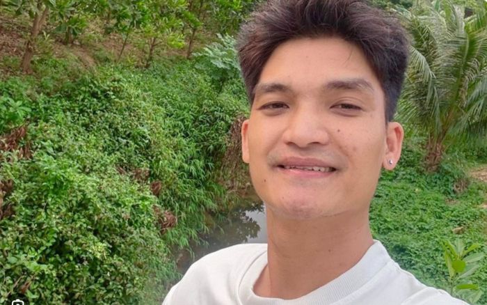 Mạc Văn Khoa tận hưởng cuộc sống ở quê