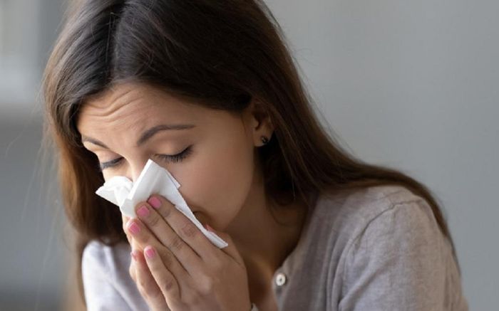 Cảm lạnh hay cúm mùa? 5 dấu hiệu giúp nhận biết sớm, nhiều người dễ nhầm