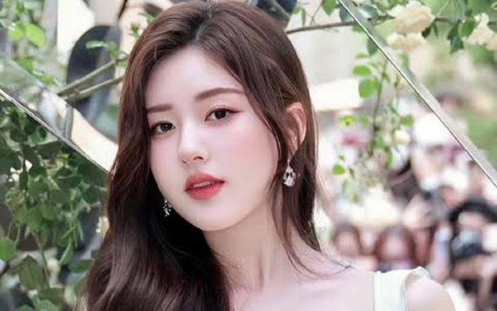Phim Triệu Lộ Tư sản xuất gây tranh cãi