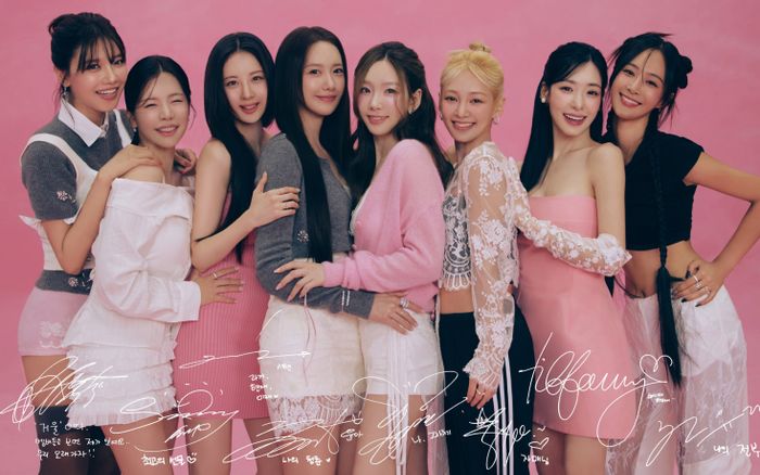 SNSD xác nhận hoạt động nhóm đầy đủ vào năm 2026