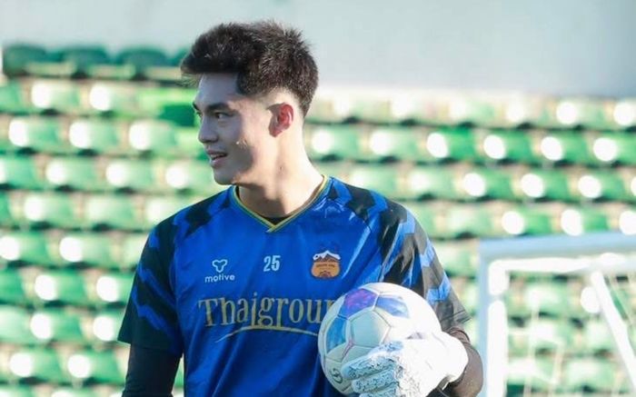 Chơi xuất sắc, thủ môn Trần Trung Kiên được khen