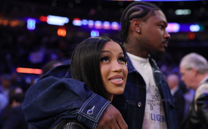 Cardi B và Stefon Diggs chia tay sau trận Super Bowl 2026?