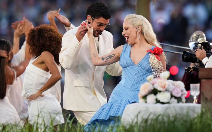 Báo Mỹ chê bai tiết mục của Lady Gaga tại Super Bowl: 'Không thực sự thuộc về sân khấu này'