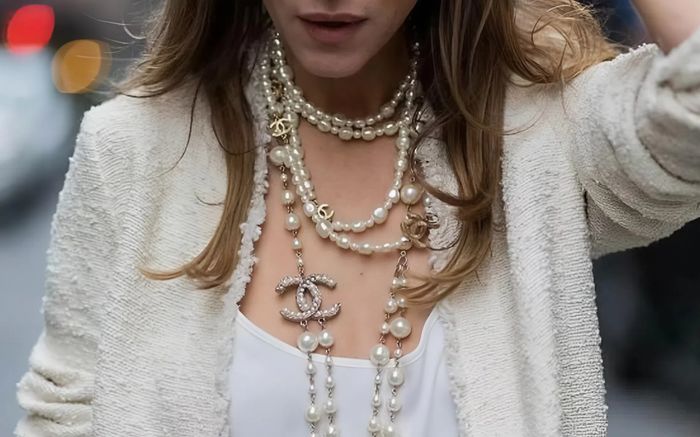 Gợi ý phối dây chuyền với từng thiết kế cổ áo