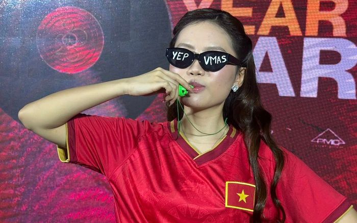 'Nhân cách khác' của Phương Mỹ Chi