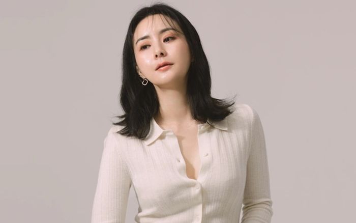 Nữ diễn viên Choi Jung Yoon tái hôn ở tuổi U50 với doanh nhân kém 5 tuổi