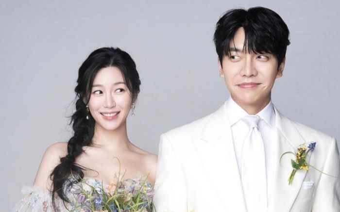 Vợ Lee Seung Gi mang thai con thứ hai