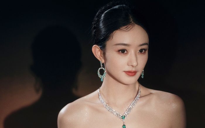 Triệu Lệ Dĩnh lập kỷ lục mới chấn động toàn cầu