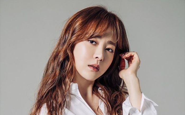 Cựu thành viên After School gây chú ý với hình ảnh táo bạo