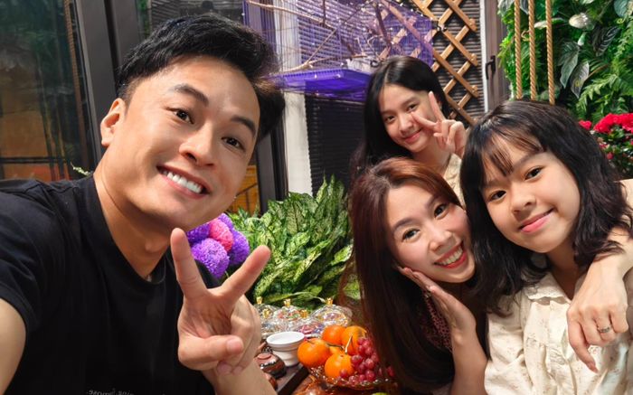 Diễn viên Hồng Đăng đón giao thừa ấm áp bên gia đình