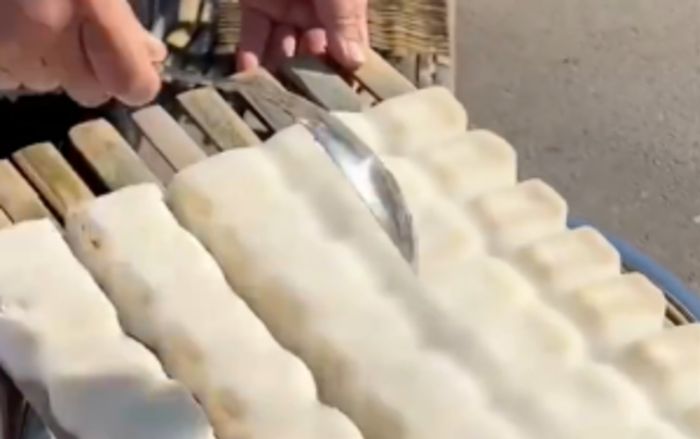 Sự thật về món đậu phụ mốc lông trắng gây sốt cộng đồng mạng