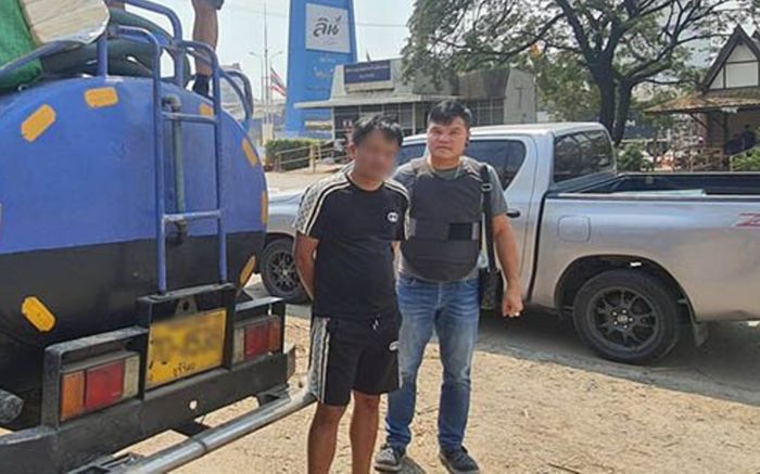 Kiểm tra xe bồn chở nước thải, nam tài xế bị bắt khẩn cấp