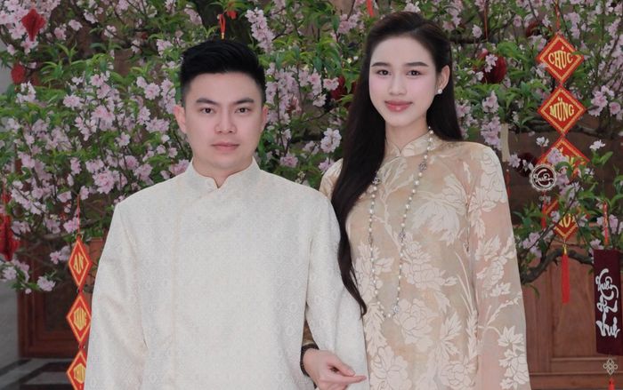 Đỗ Thị Hà trong năm đầu tiên làm 'dâu hào môn'