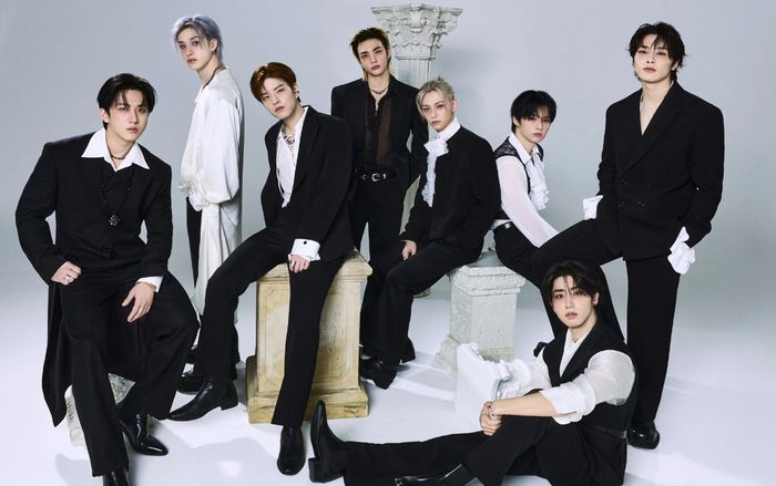 Stray Kids chỉ 'chịu thua' mỗi Taylor Swift