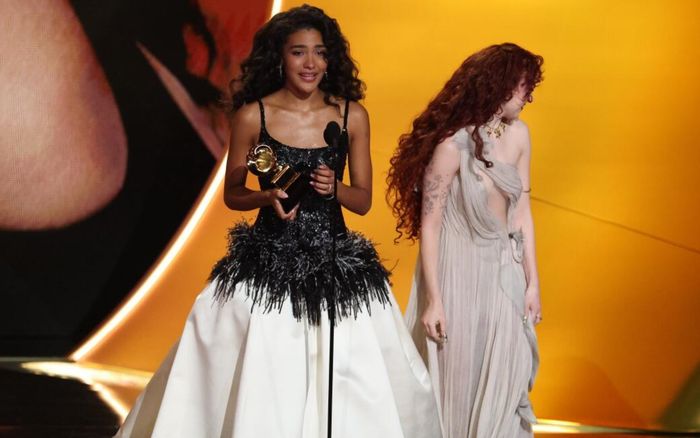 Gần 10 năm qua, chưa nghệ sĩ nam nào chiến thắng hạng mục này tại GRAMMY