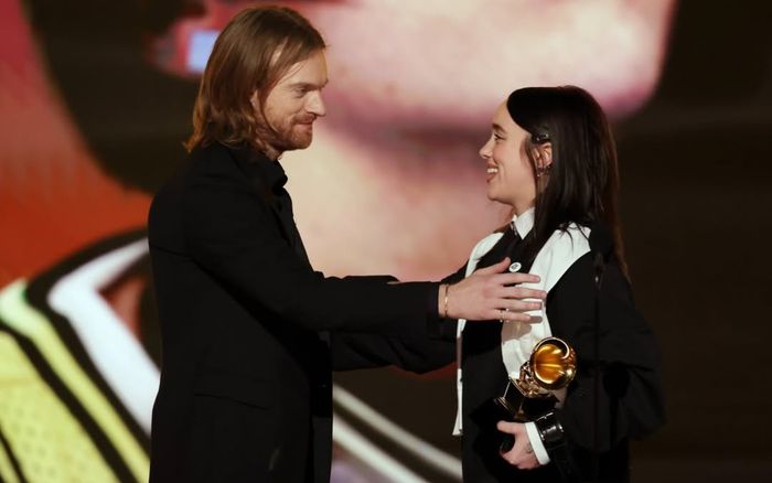 Billie Eilish và anh trai Finneas chính thức làm nên lịch sử GRAMMY