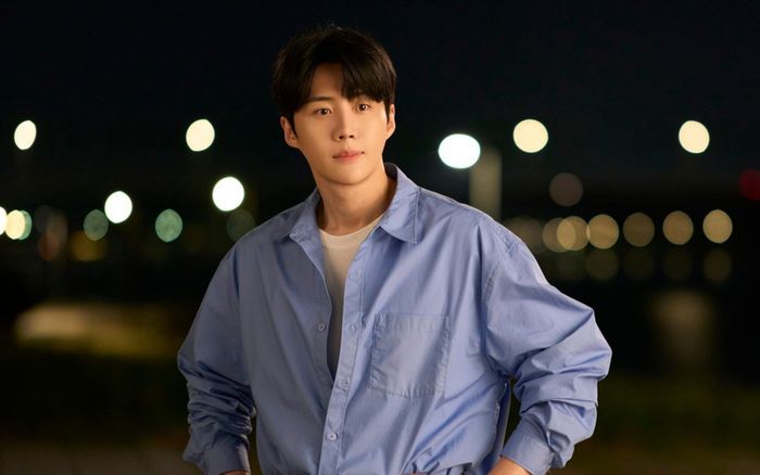 Nam diễn viên Kim Seon Ho lao đao vì bê bối