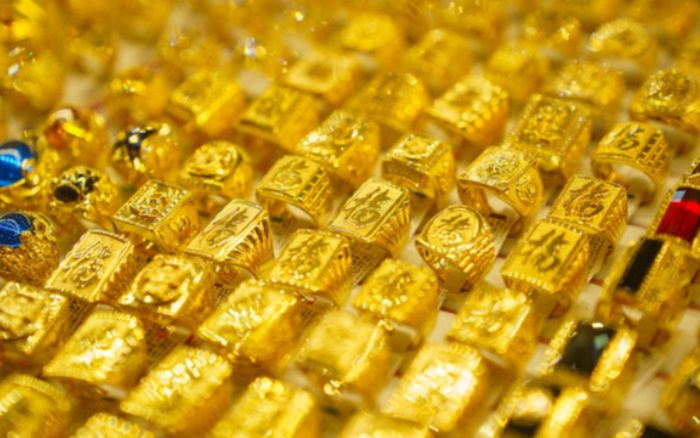 Tin tài chính hôm nay 20/2: Vàng SJC chạm 181 triệu đồng, USD tăng phiên thứ tư liên tiếp