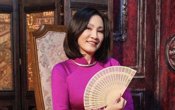 Người đặc biệt phản ứng khi Hồng Đào ăn Tết ở Mỹ