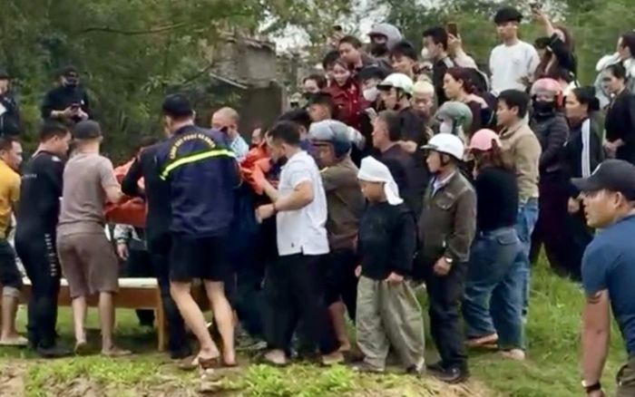 Vụ thuyền chở 7 người đi chúc Tết bị lật: Không có phép màu cho 2 người mất tích