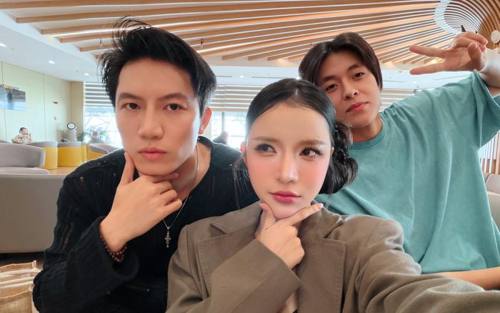 'Nước cờ' cao tay từ nữ chính phim Tết của Trấn Thành