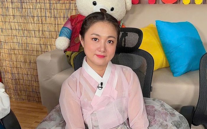 Park Na Rae bị điều tra gần 8 tiếng vì nghi vấn lạm quyền và vi phạm Luật Y tế