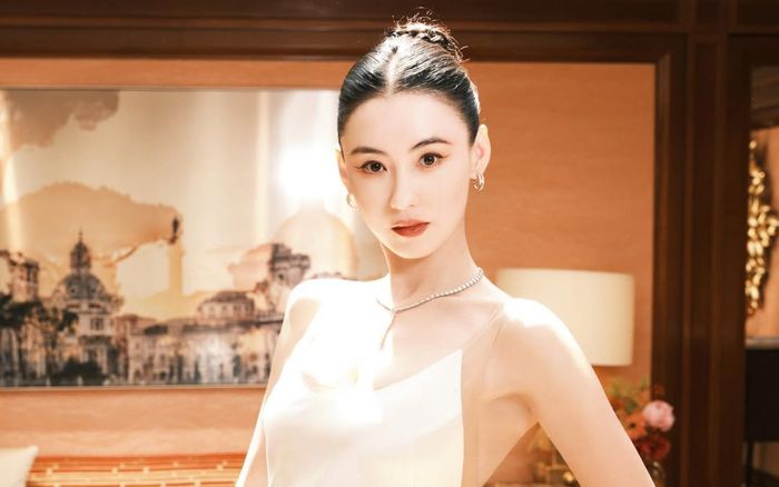 Trương Bá Chi cho nhân viên nghỉ Tết 1 tháng, đãi ngộ hậu hĩnh gây bất ngờ