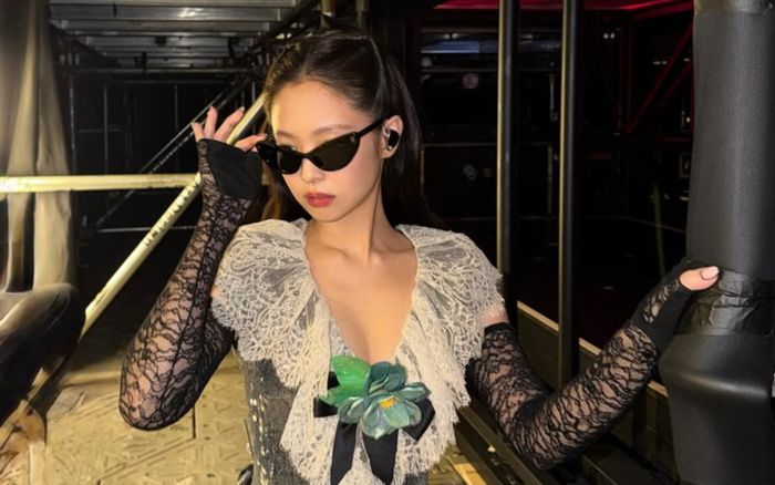 Jennie bị tố giả mạo thành tích album RUBY