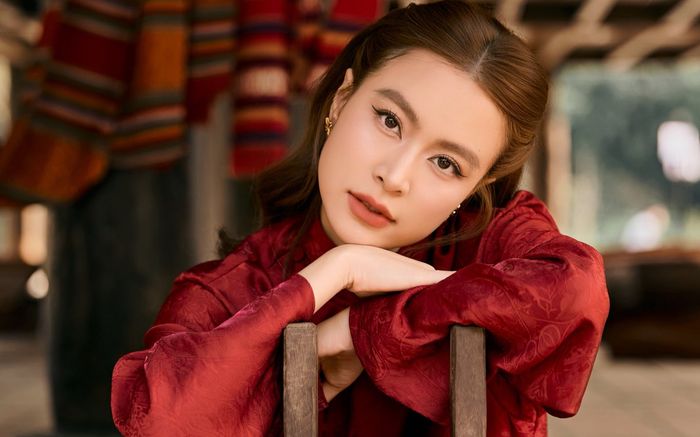 Hết hy vọng với Hoàng Thùy Linh