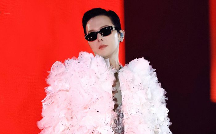 Bài phát biểu gây xúc động của G-Dragon trên cương vị giáo sư