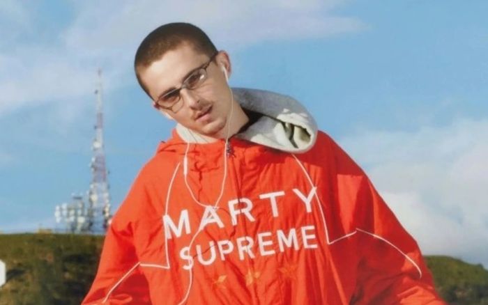 Nhà thiết kế được đề cử Oscar ngôn ngữ thời trang trong Marty Supreme