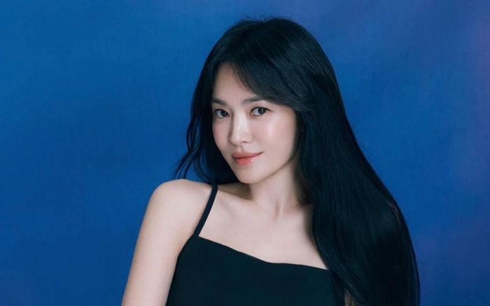 Hậu duệ mặt trời kỉ niệm 10 năm: Song Hye Kyo có động thái 'lạ'