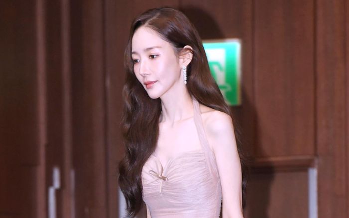 Park Min Young lên tiếng về thân hình 'mỏng như lá lúa' gây lo lắng