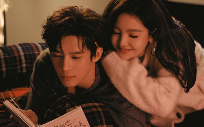 Khoảnh khắc tình tứ cực ngọt của Chương Nhược Nam và Vương An Vũ