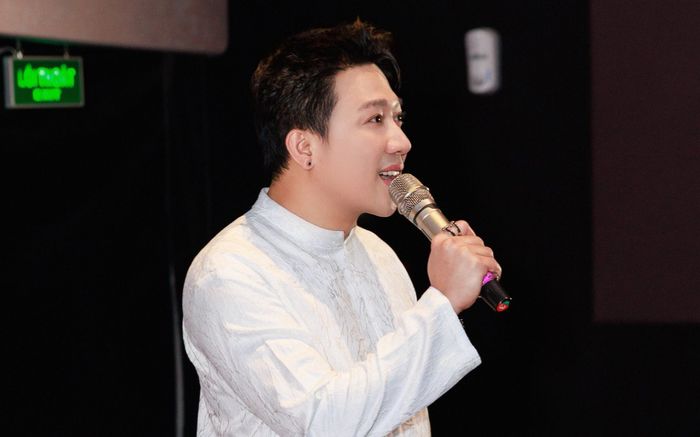 Trấn Thành nói gì về việc có 'fan thuê'?